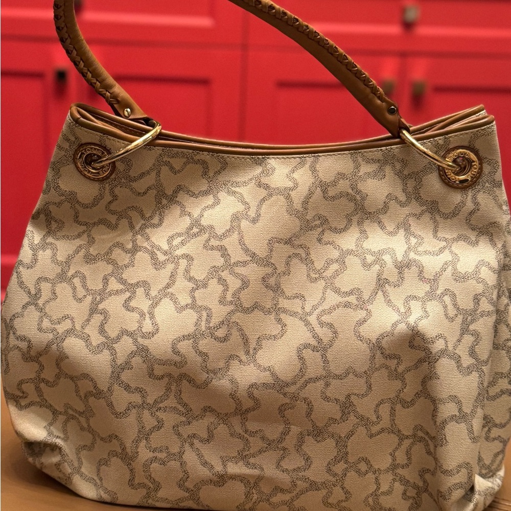 Stylish & Practical Tous Canvas Handbag With Sign… - image 5